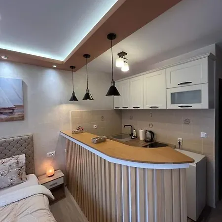 Andrea Apartment Mali Mokri Lug